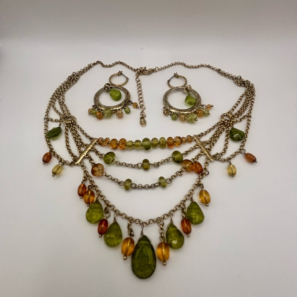 Monet Necklace and Earrings Gold Plated - Picture 2 of 6